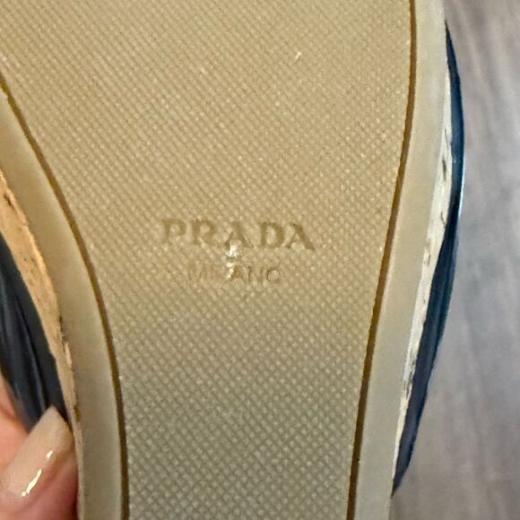 Prada Black Patent Leather Cork Wedge Platform Mule. Size 38 IT. - Picture 8 of 10